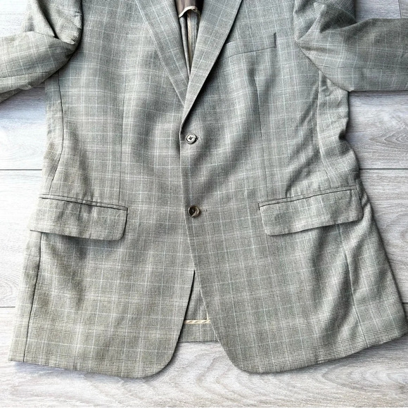 Michael Kors Pure Wool Plaid Sport Coat - Picture 6 of 15
